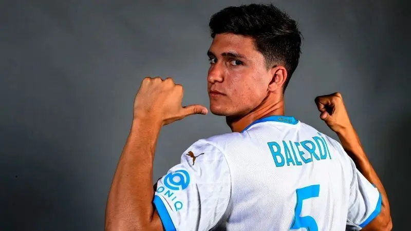 André Villas-Boas considera que en unos años Leonardo Balerdi puede ser de los mejores defensas en el mundo, y Club Atlético Boca Juniors puede verse beneficiado económicamente en un futuro.