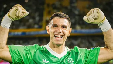 Dibu Martínez