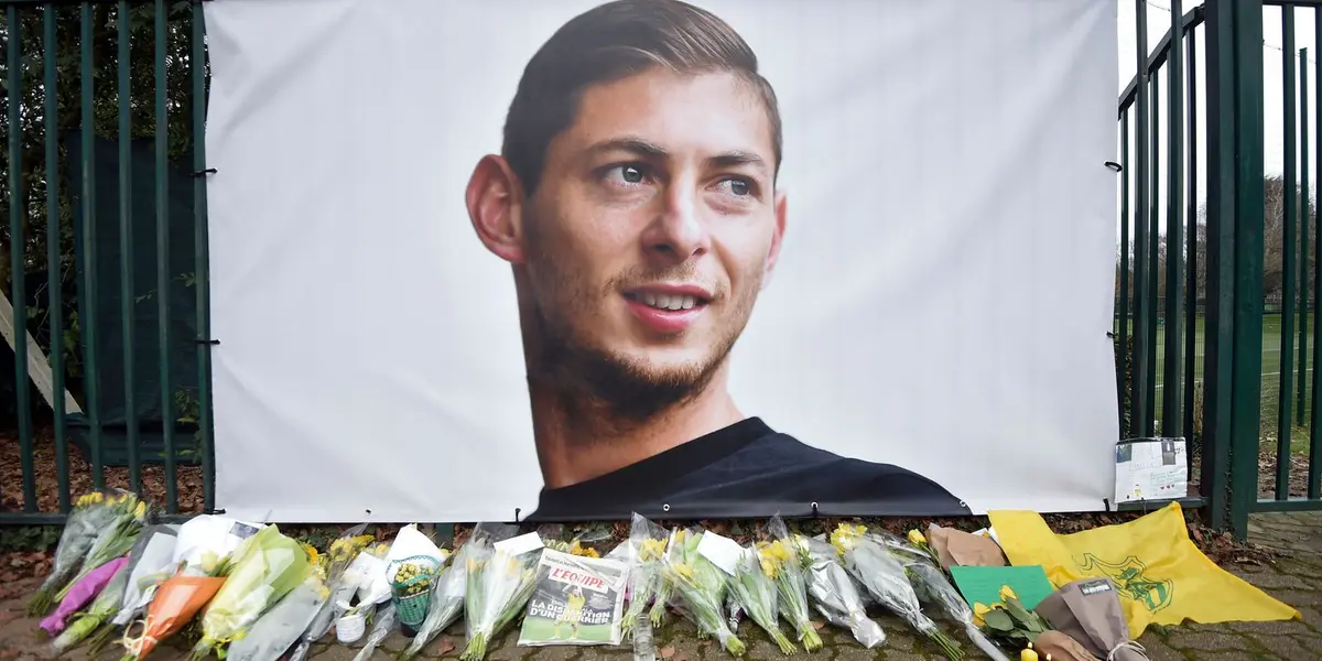El futbolista argentino perdió la vida en 2019 mientras intentaba cruzar en avión el Canal de la mancha. 