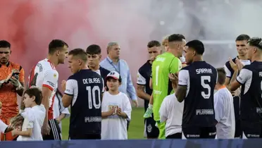 Gimnasia River pasillo.