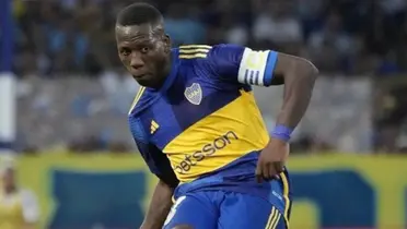 Luis Advíncula.