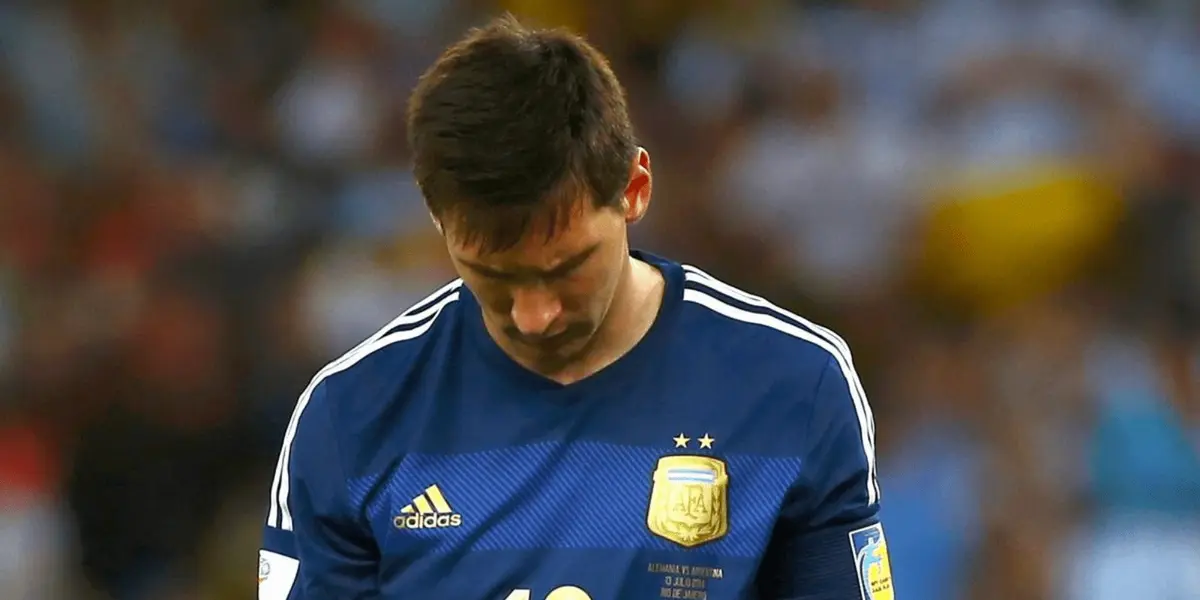 Se retiró hace poco del fútbol profesional y tuvo en sus pies la Copa del Mundo para la selección argentina