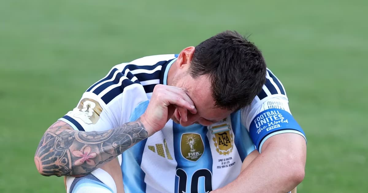 Messi triste tras perder.