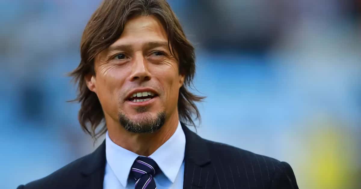 Almeyda se aleja de México.