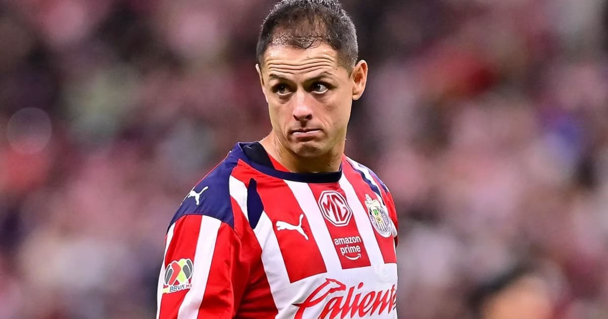 Chicharito sorprende a todos.