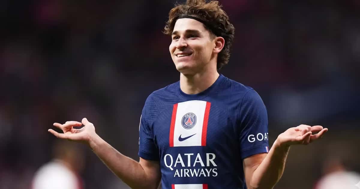 Julián cerca de PSG.