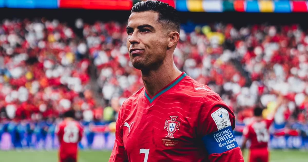 CR7 toma decisión.