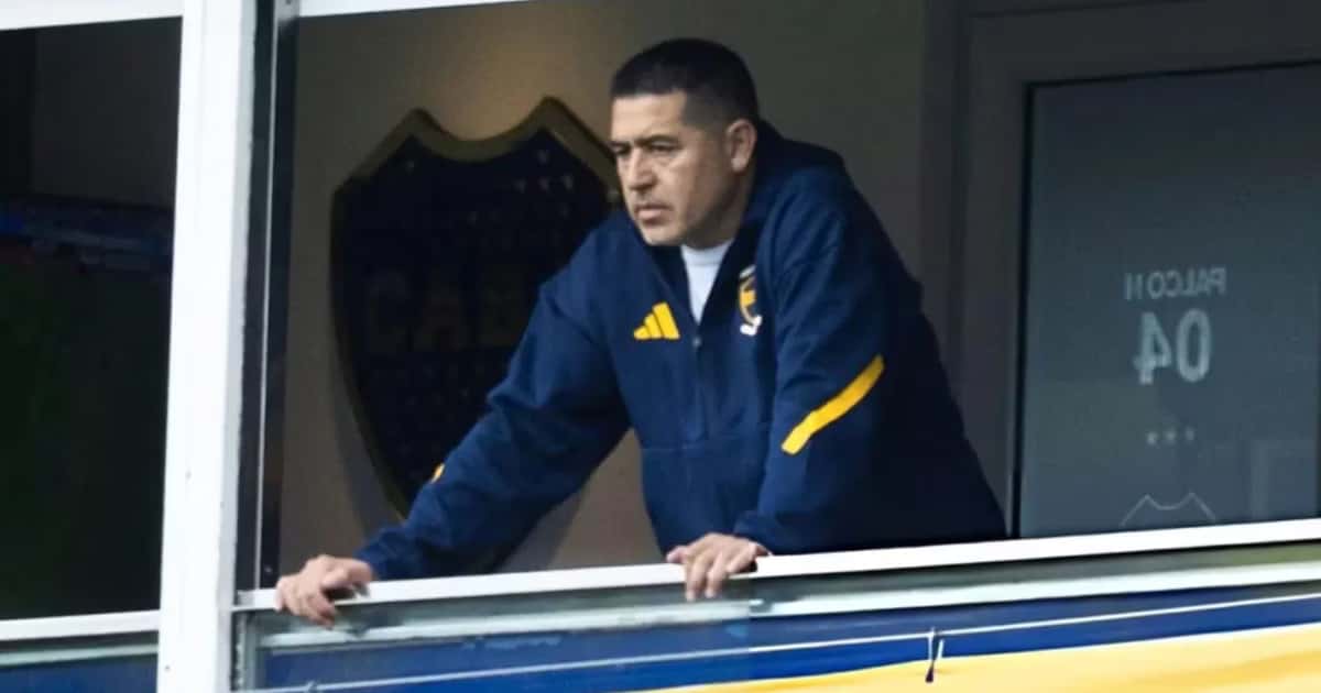 Riquelme quiere nuevo DT.