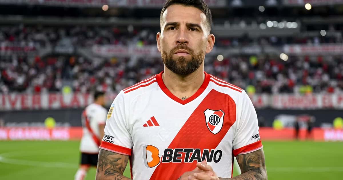 Otamendi a River.