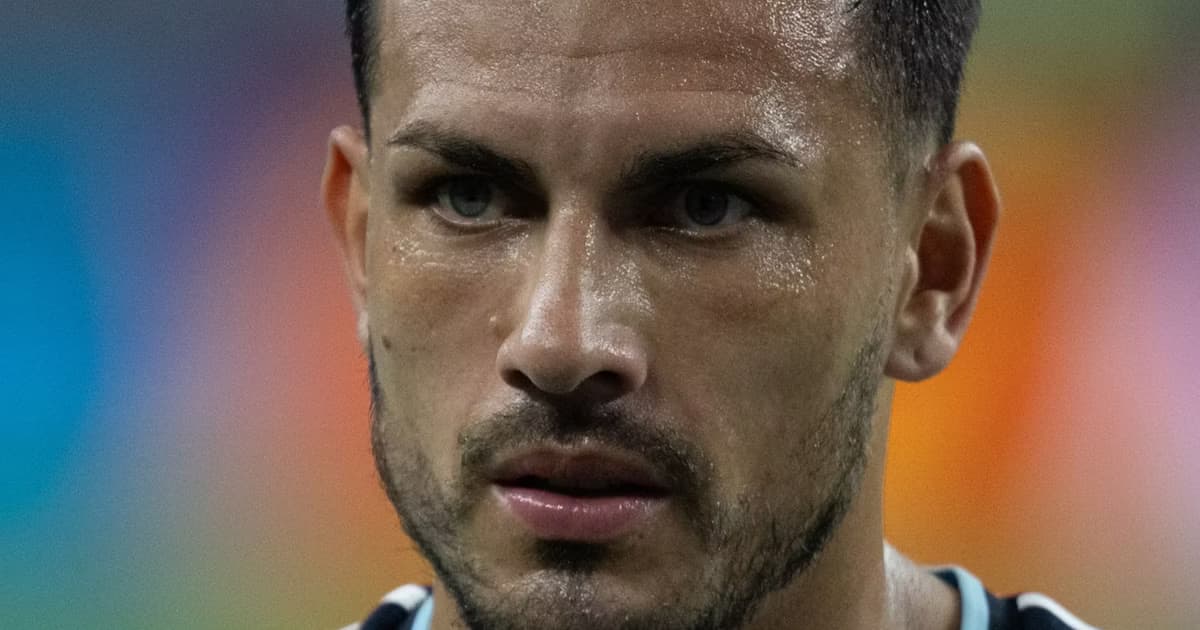 Paredes pendiente de Boca.