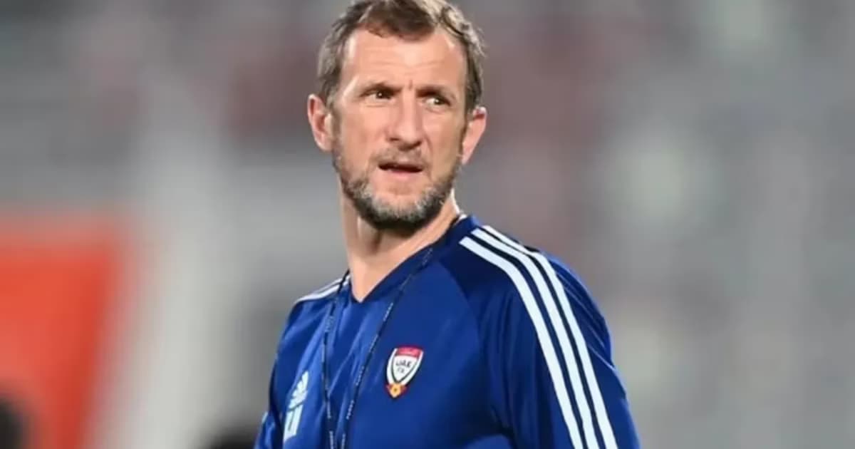 Arruabarrena quiere un arquero.
