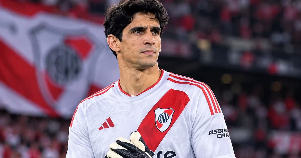 Bounou da el sí a River.