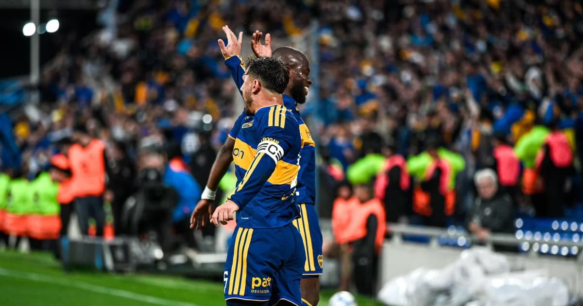 Paredes y su gran gesto.