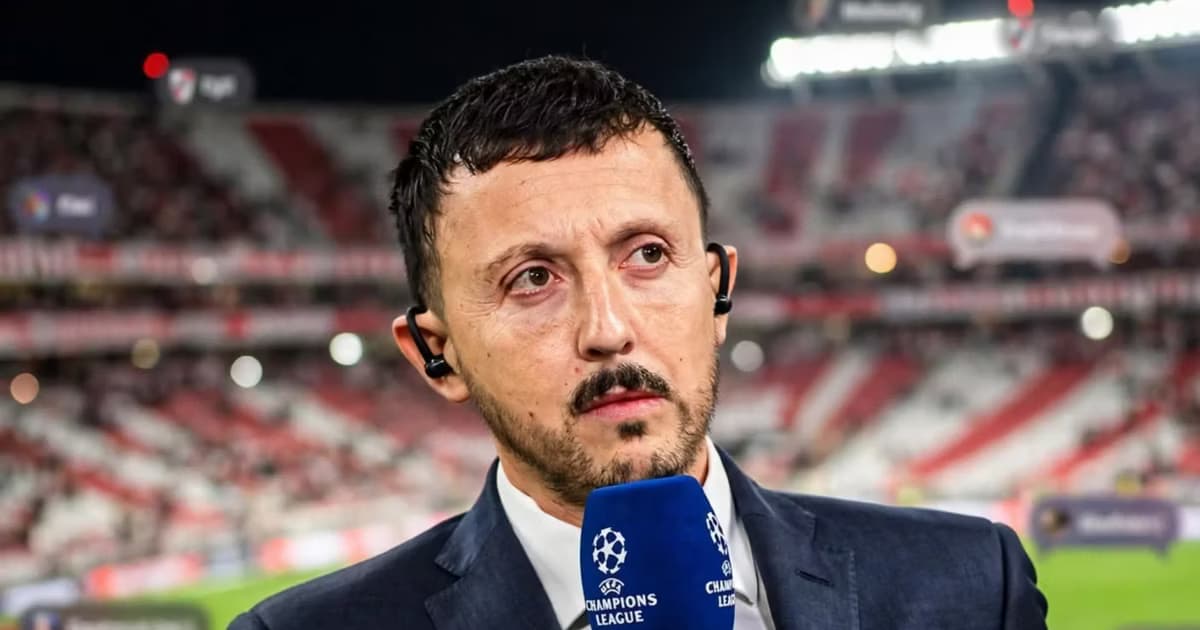 Longoria lejos de River.