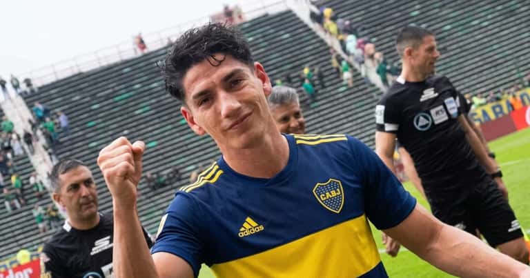 Boca busca a Francisco Álvarez: los dos cupos que liberó y la fecha límite para cerrar al defensor