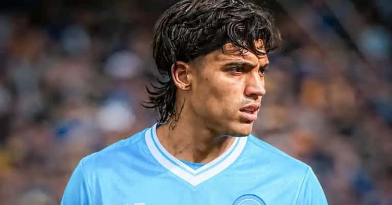 Napoli se reunió por Exequiel Zeballos: los 10 millones que pide Boca y el riesgo de que salga libre