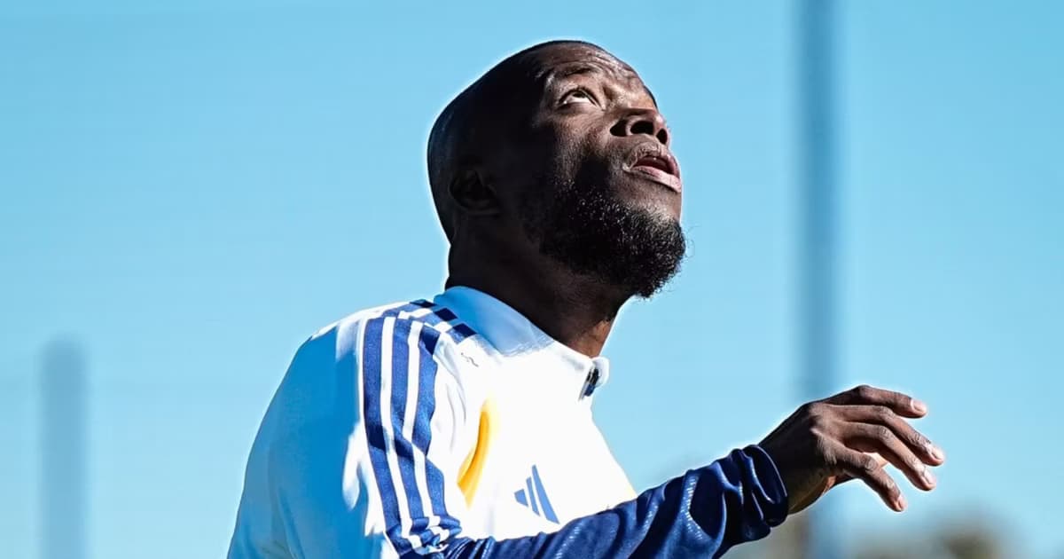 Enner espera su debut en Boca.