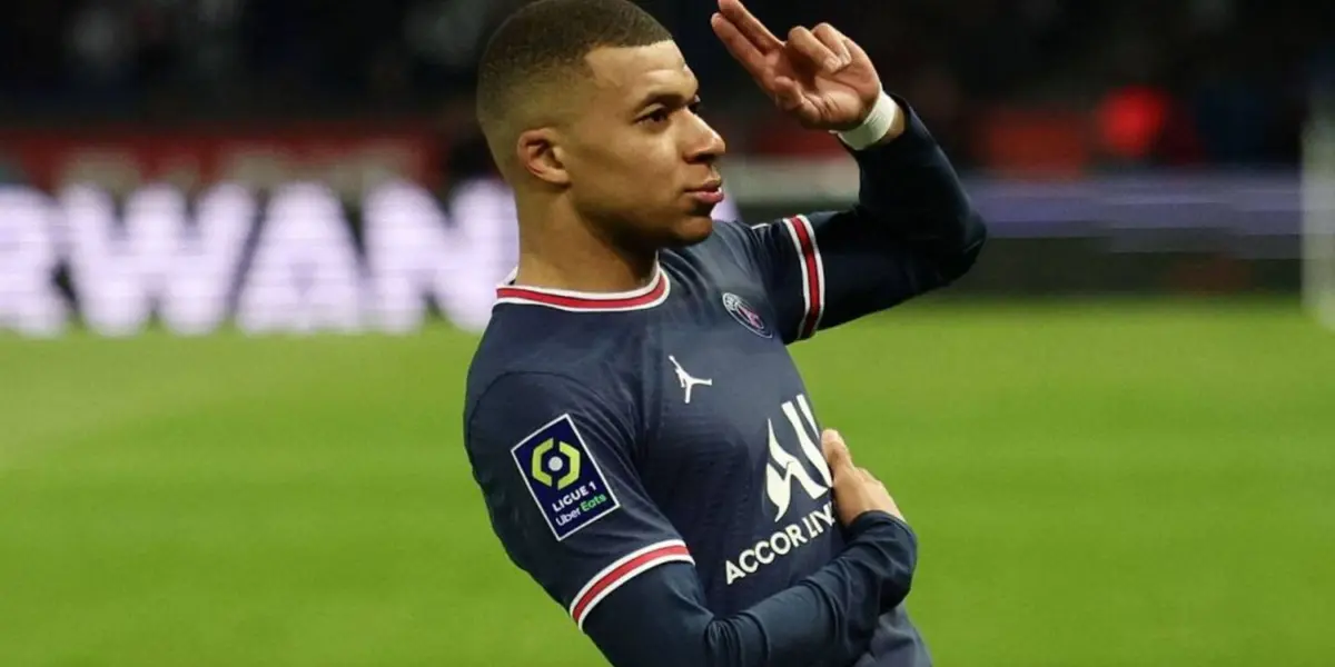 A dos meses de la finalización del contrato del francés, el club donde juega Lionel Messi empieza a buscar alternativas "por las dudas".