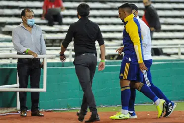 A espera de los resultados oficiales de la lesión de Ramón Ábila, el futuro del jugador pintaría lejos del Club Atlético Boca Juniors.