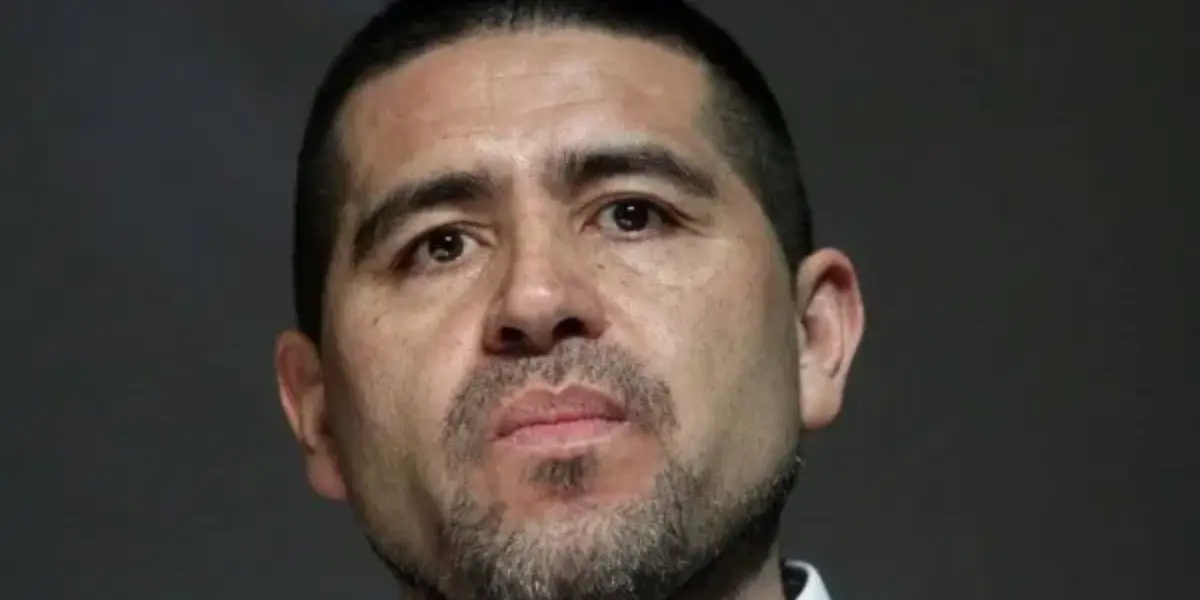 A pesar de que asumió Sebastián Battaglia como director técnico de Boca Juniors, Juan Román Riquelme piensa en los entrenadores a futuro en caso de que el ex volante del Xeneize no siga. Entre los elegidos está Jorge Almirón, ex DT de San Lorenzo ¿Quiénes son del gusto del vicepresidente del elenco de la Ribera? Toda la información acá.