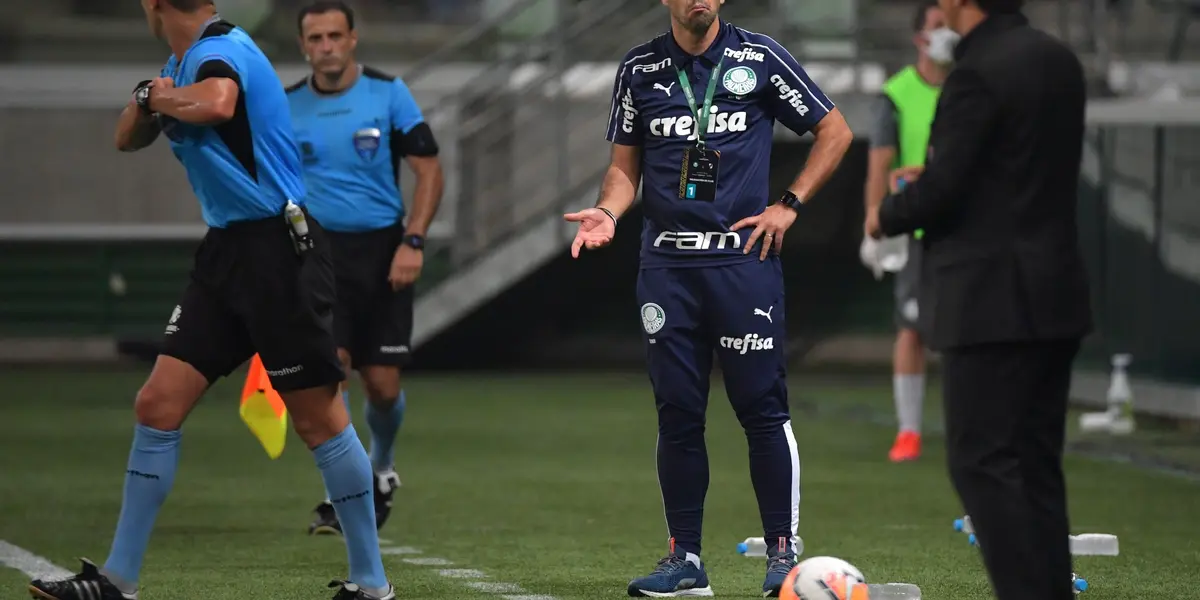 Abel Ferreira aseguró que el club de Núñez llevó botelles para festejar la posible clasificación a la final, tras perder 3-0 en la ida. 