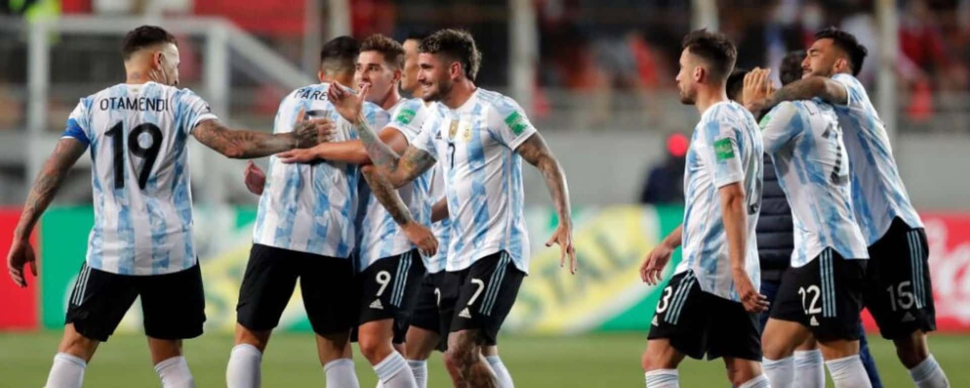 Al conjunto nacional le restan jugar tres partidos en las Eliminatorias Sudamericanas y luego habrá un largo tiempo hasta llegar a la Copa del Mundo.