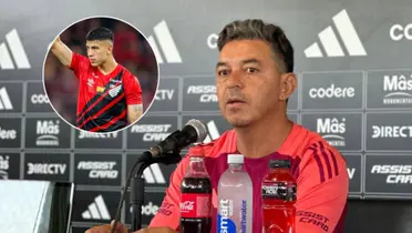 Al Muñeco le consultaron por el lateral izquierdo de Athletico Paranaense