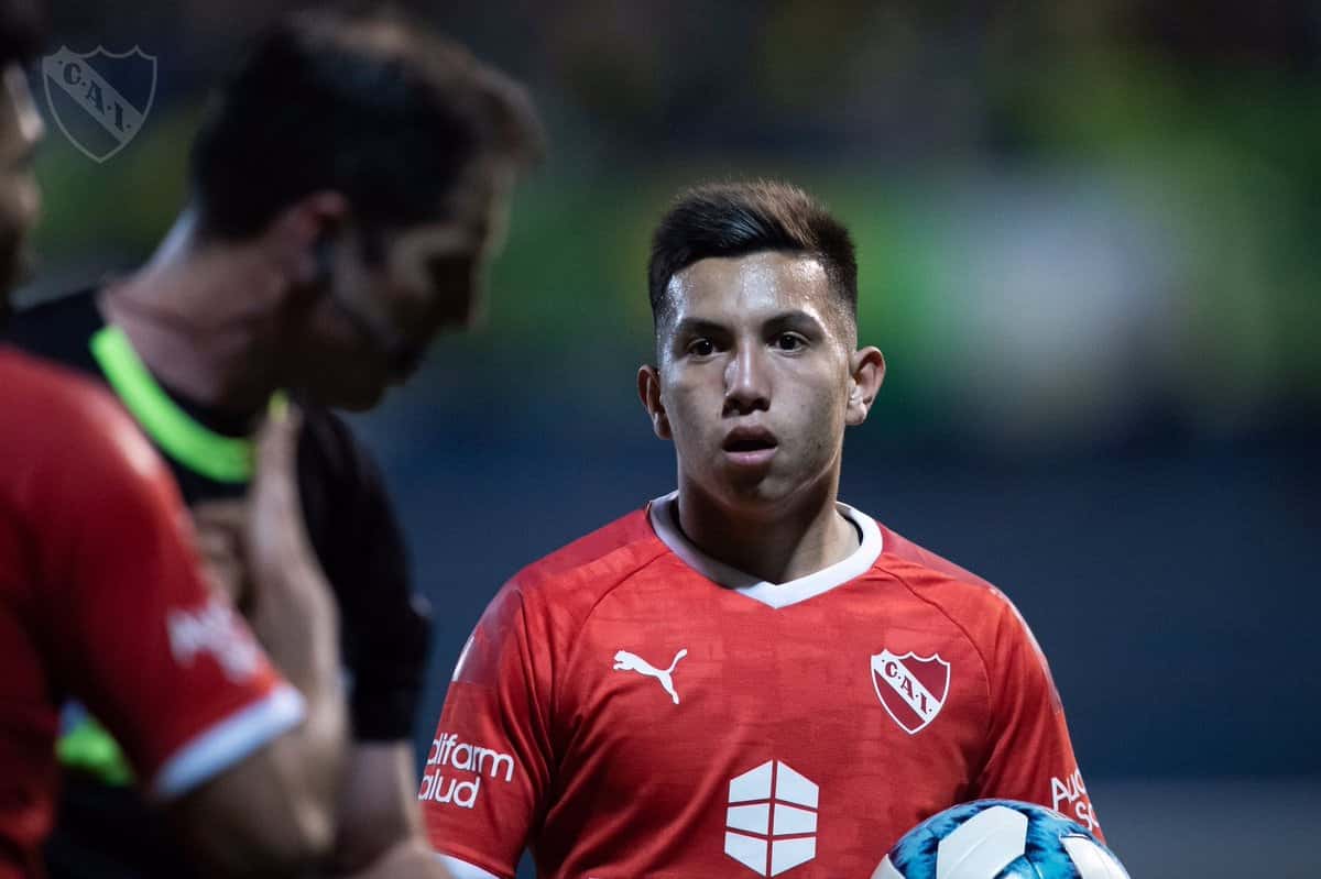 Alan Velasco estuvo cerca de irse a Europa pero se quedó por esta razón.