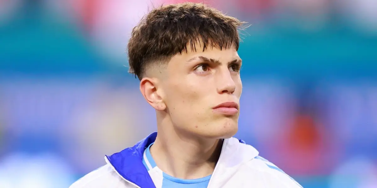 Alejandro Garnacho en su debut con Argentina