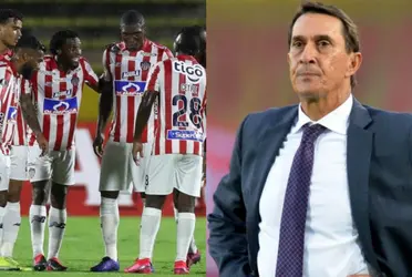 Alexandre Guimarães ya tuvo contactos con la gente de Junior de Barranquilla y ahora que el club quedó fuera de la Copa Libertadores acelerarían las negociaciones para llevarlo en lugar de Amaranto Perea