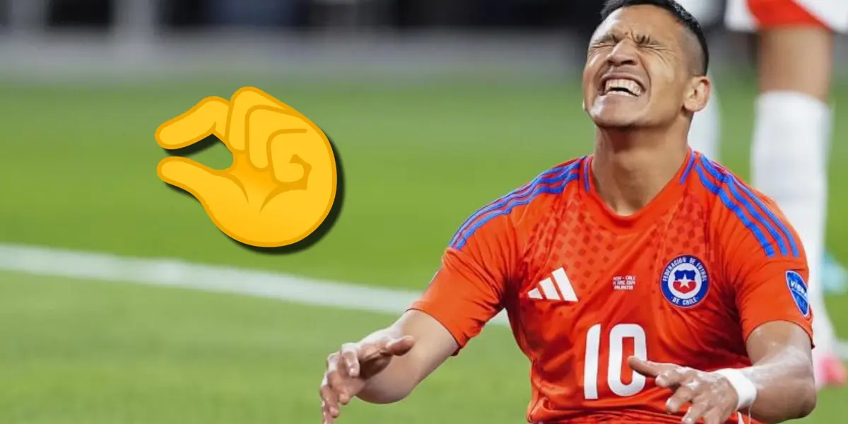 Alexis Sánchez tendido en el suelo.