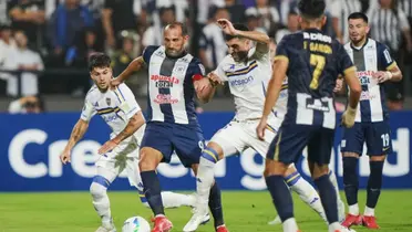Alianza Lima ataca a Boca Juniors
