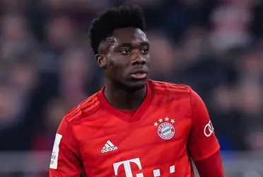 Alphonso Davies sufre un tremendo problema luego de que se le detectara coronavirs.