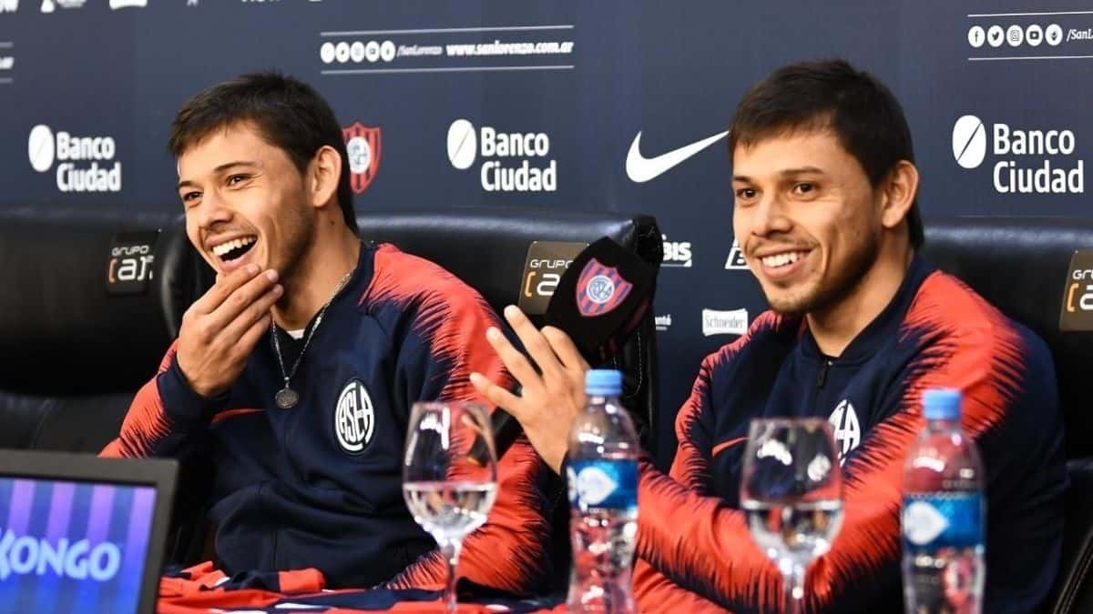 Ángel y Óscar Romero tuvieron un fatal partido con Club Atlético San Lorenzo de Almagro, y los hinchas empiezan a perder la paciencia con ellos.