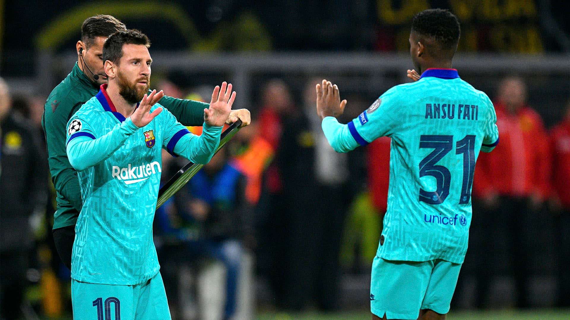 Ansu Fati se convirtió en el número 10 del Barcelona ya que, tras la salida de Lionel Messi el dorsal quedó vacante y desde la directiva del conjunto Blaugrana decidieron que el chico de 18 años lleve la camiseta ¿Es la decisión correcta? Enterate de toda la información acá.