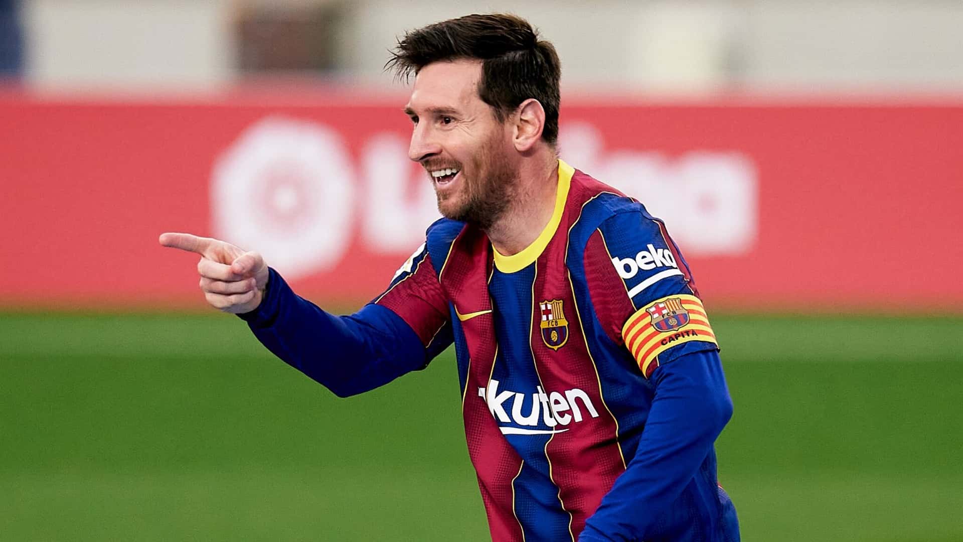 Ante la inminente salida de Lionel Messi del Barcelona después de más de 20 años en institución, parece todo acordado para que el astro argentino siga su carrera en el PSG de Francia, donde pasaría a cobrar más de 30 millones de euros ¿Cuál es la cifra exacta del sueldo de Messi? Enterate de toda la información acá.