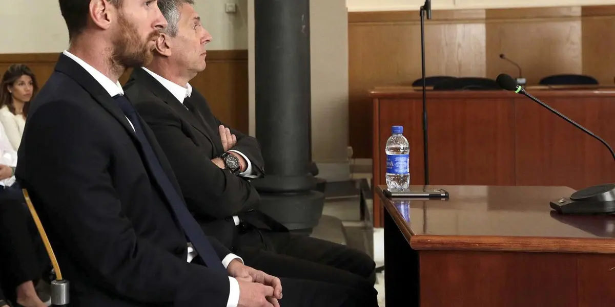 Ante la salida de Lionel Messi del Barcelona, su padre Jorge Messi estuvo en el aeropuerto para viajar hacia Paris y ultimar los detalles del contrato del futbolista y declaró con mucho enojo sobre la salida de su hijo del club español ¿Se rompió la relación entre el argentino y el Barca? Enterate de todas las novedades acá.