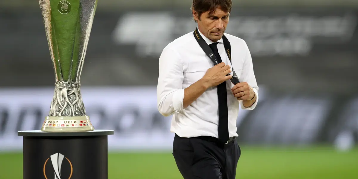 Antonio Conte ha reiterado varias veces que su continuidad en Inter de Milán no está asegurada. Sin embargo, el entrenador italiano necesita el trabajo.