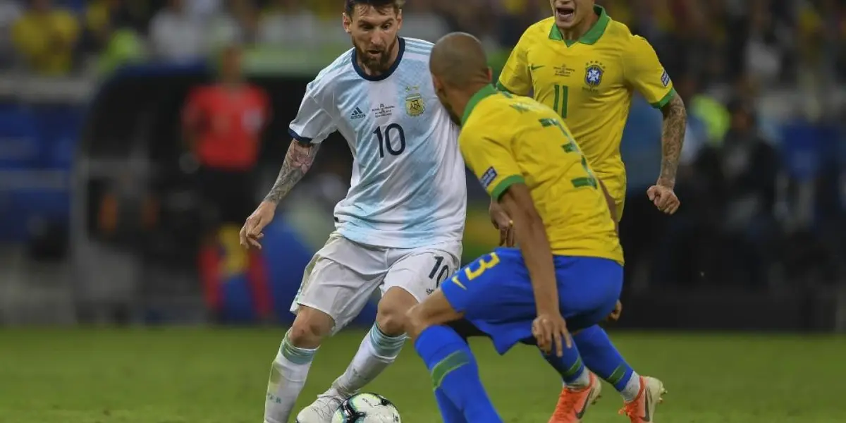 Argentina y Brasil son dos países que año tras año venden futbolistas constantemente por el buen nivel del jugador sudamericano, y sobre esto, la FIFA realizó un informe para mostrar quien fue el que más transfirió ¿Cuál es el número exacto de ventas entre el 2011 y el 2020? Enterate de toda la información acá.