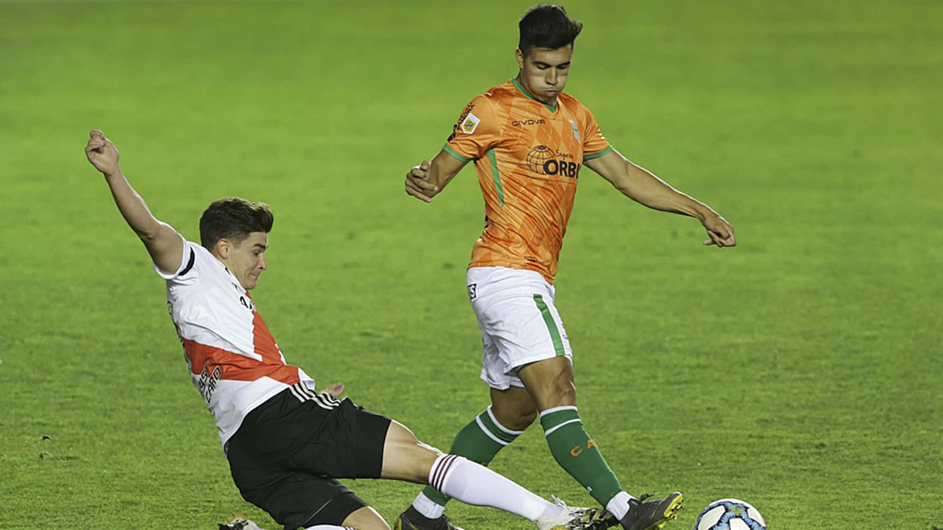 Banfield pierde a uno de sus mejores futbolistas en las ultimas temporadas.