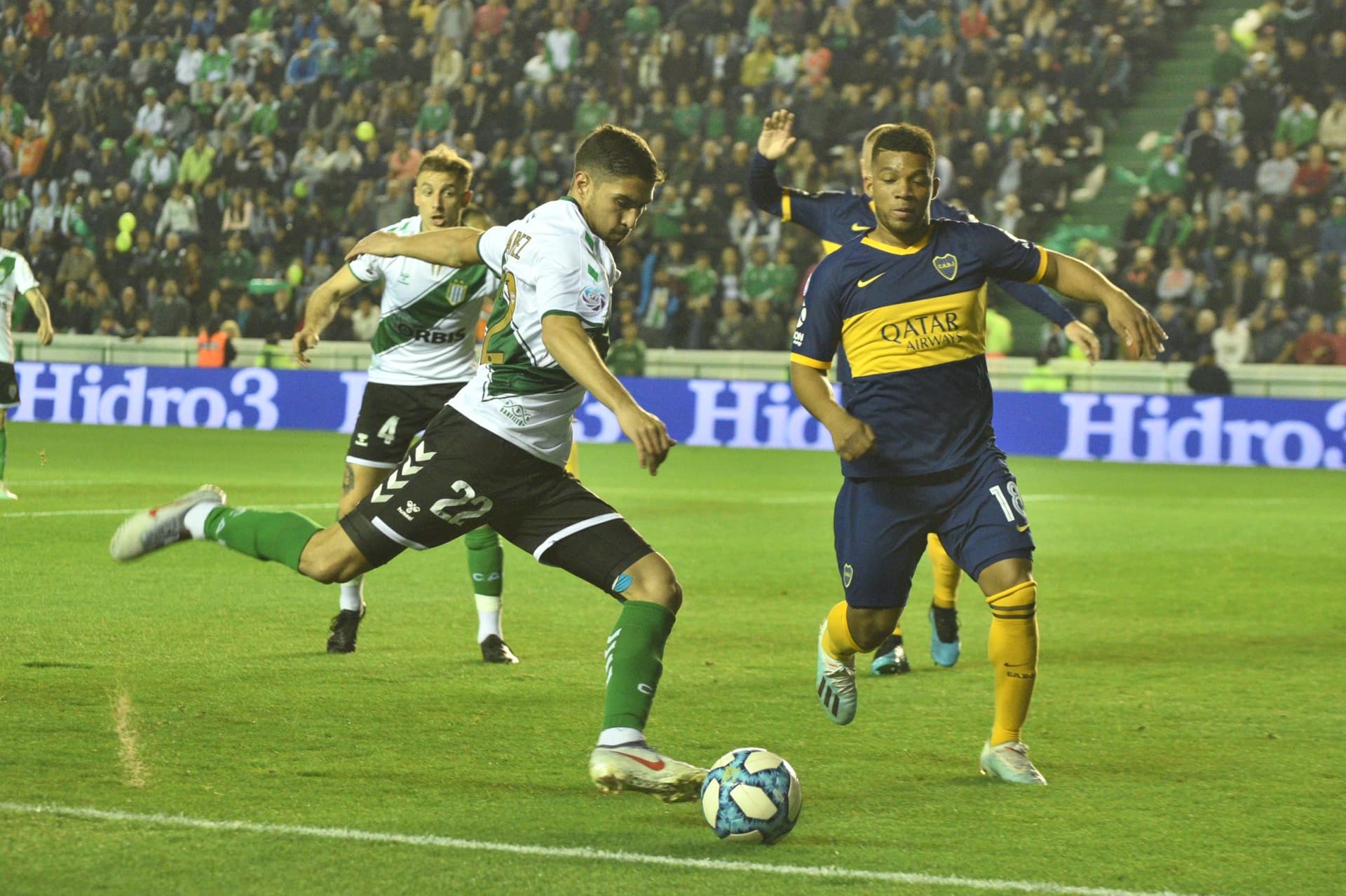 Banfield y Boca se enfrentan en la segunda fecha de la Liga Profesional en el estadio Florencio Sola y ambos vienen de un empate en la primera jornada. ¿Cuándo es el partido, en que horario y por donde lo podés ver? Conoce los detalles acá.