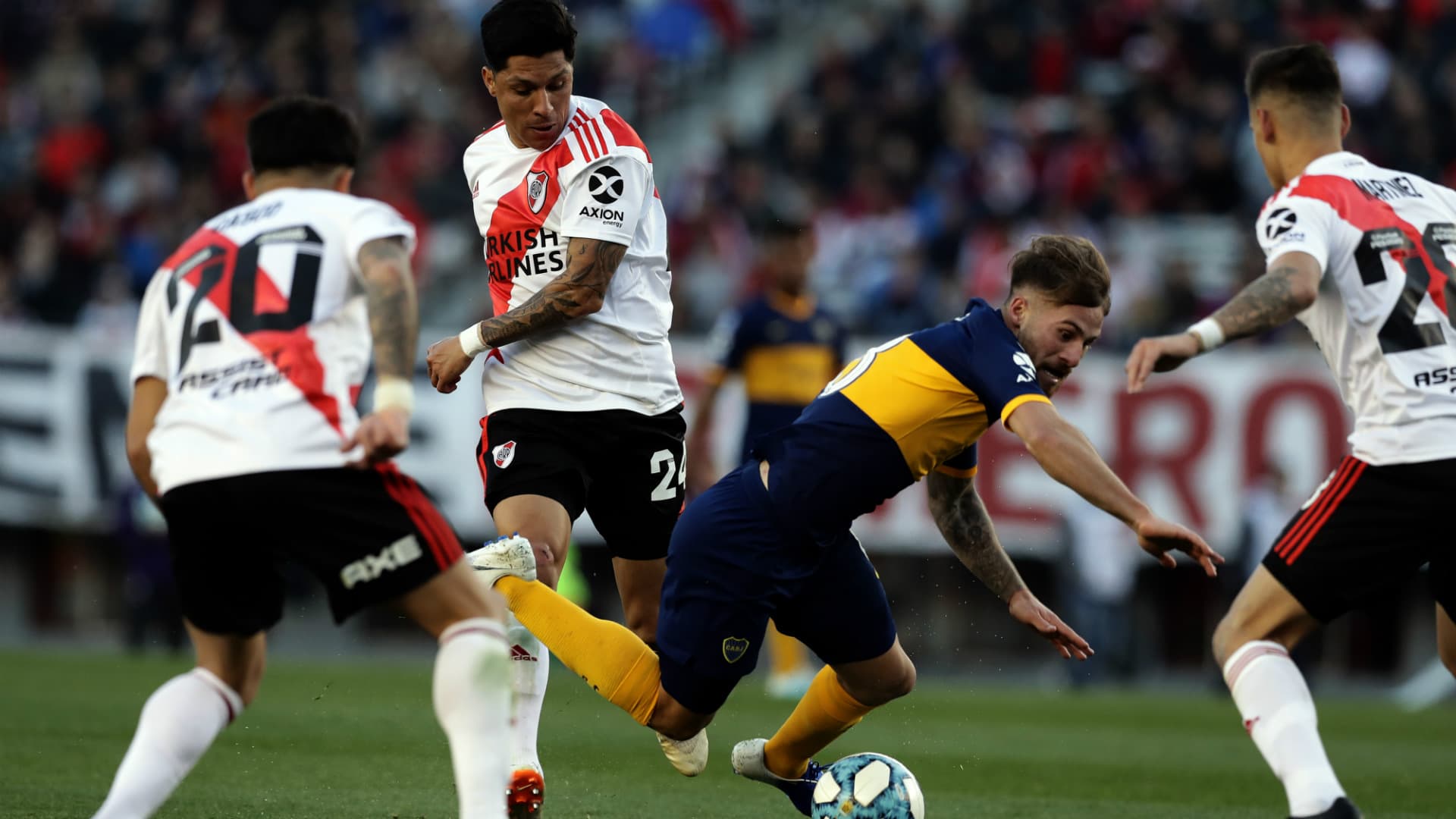 Boca y River disputan el Superclásico de la Liga Profesional el próximo tres de octubre y la Ministra de Salud, Carla Vizzotti explicó que esperan una propuesta por parte de los dirigentes del torneo para saber si el Estadio Monumental contará con público o no ¿Cuándo vuelven los espectadores a las tribunas en Argentina? Enterate de toda la información acá.
