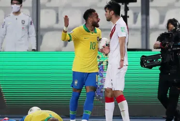 Carlos Augusto Zambrano tuvo un fuerte altercado con Neymar Jr. en su partido de Eliminatorias Qatar 2022.