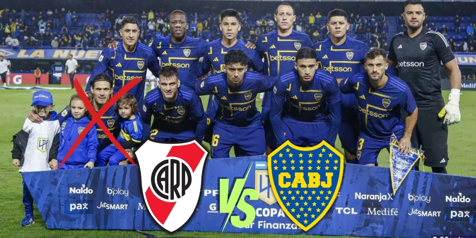 Cavani tachado en la formación y los escudos de River y Boca.