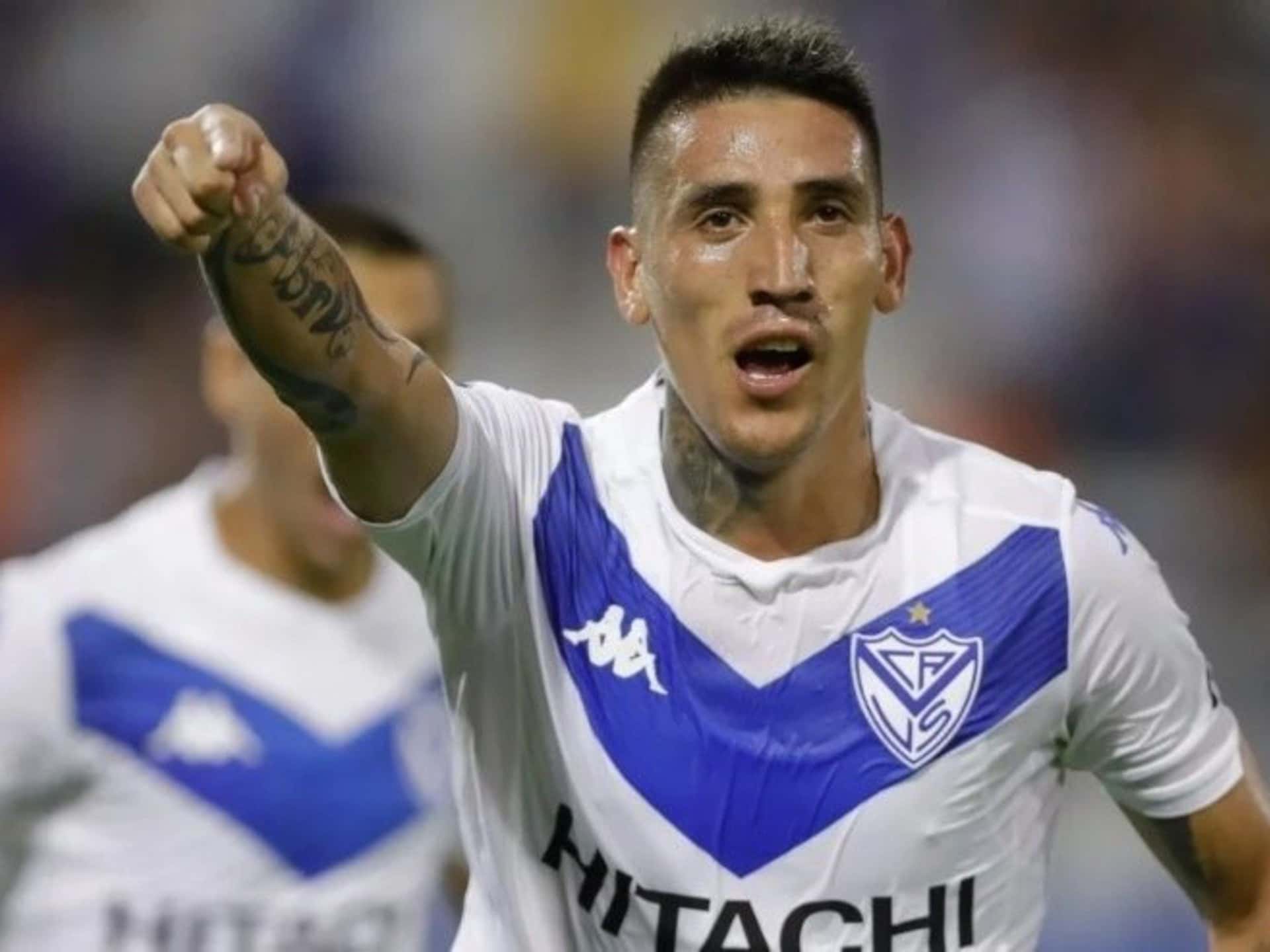 Christian Bassedas, director deportivo del Fortín, habló del futuro del exdelantero de Boca y Racing.