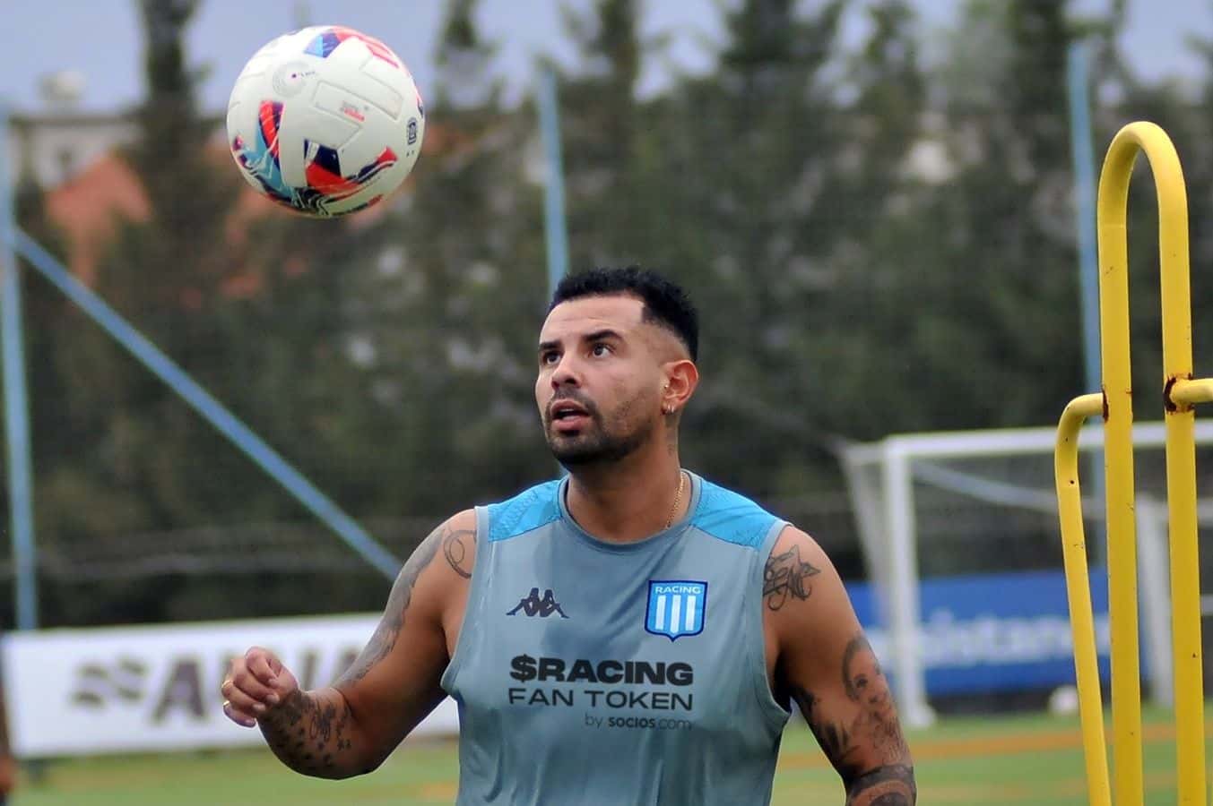 Circuló un curioso dato sobre el jugador colombiano que firmó contrato para ser nuevo jugador de América de Cali.