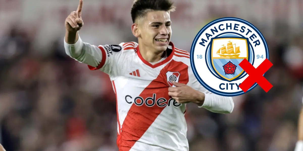 Claudio Echeverri celebra un gol con la camiseta de River.