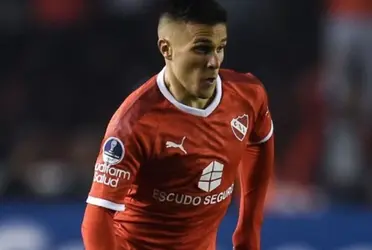 Club Atlético Boca Juniors está negociando con Club Atlético Independiente por Fabricio Bustos, lo cual no gusta mucho a los hinchas xeneizes.