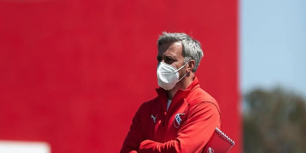 Club Atlético Independiente se prepara para su primer partido en la Copa de la Liga Profesional y Lucas Pusineri piensa en una estrategia para cambiar el mal rendimiento del equipo.
 