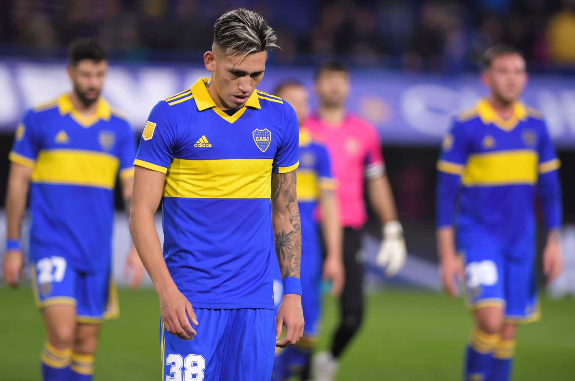 Con la cabeza en el martes, el Xeneize cayó 3 a 0 en la Bombonera ante Banfield por una nueva fecha de la Liga Profesional.